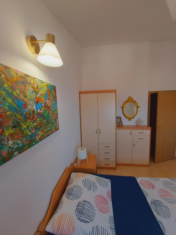 The View Apartment Supetar Exterior photo