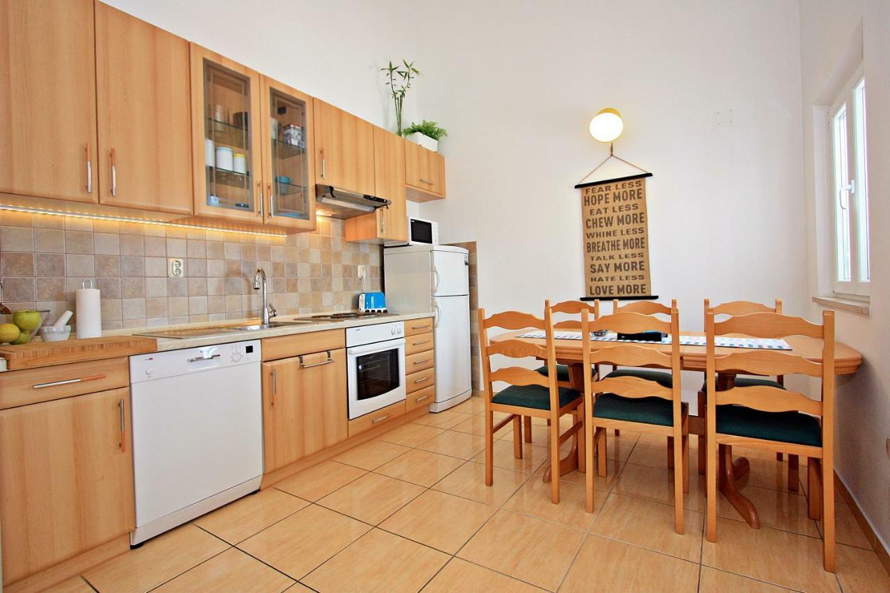 The View Apartment Supetar Exterior photo